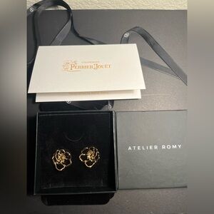 ATELIER ROMY 925 Earrings W/ box 🎀